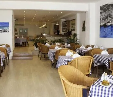 Capri Hotel